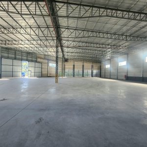 Pavilhão com 1600m², no bairro São Giacomo em Caxias do Sul para Alugar