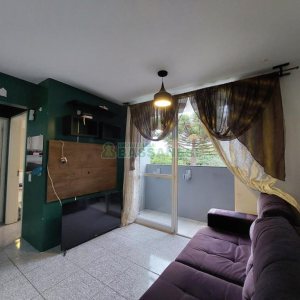 Apto Mobiliado com 51m², 2 dormitórios, 1 vaga, no bairro Vila Horn em Caxias do Sul para Alugar