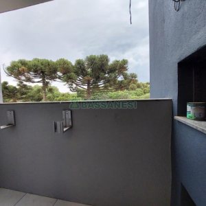 Apto Mobiliado com 51m², 2 dormitórios, 1 vaga, no bairro Vila Horn em Caxias do Sul para Alugar