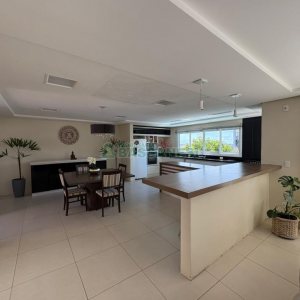 Casa com 264m², 3 dormitórios, 2 vagas, no bairro Vinhedos em Caxias do Sul para Comprar