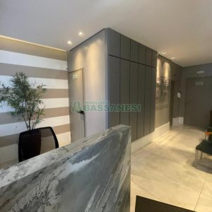 Sala com 109m², 1 vaga, no bairro São Pelegrino em Caxias do Sul para Comprar