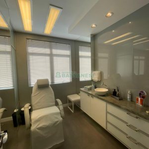 Sala com 109m², 1 vaga, no bairro São Pelegrino em Caxias do Sul para Comprar