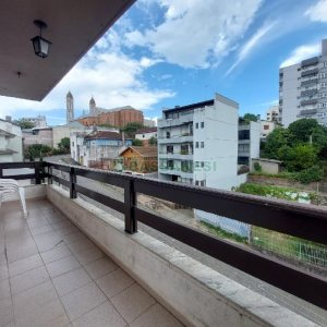 Apto Mobiliado com 177m², 3 dormitórios, 2 vagas, no bairro Rio Branco em Caxias do Sul para Alugar