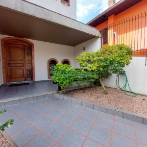 Apto Mobiliado com 177m², 3 dormitórios, 2 vagas, no bairro Rio Branco em Caxias do Sul para Alugar