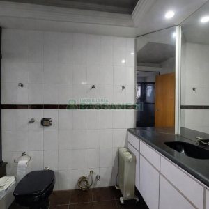 Apto Mobiliado com 177m², 3 dormitórios, 3 vagas, no bairro Rio Branco em Caxias do Sul para Alugar ou Comprar