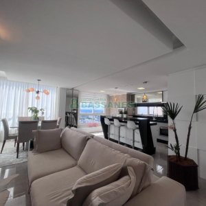 Apto Mobiliado com 111m², 3 dormitórios, 2 vagas, no bairro Cristo Redentor em Caxias do Sul para Alugar