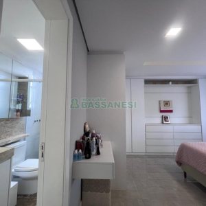 Apto Mobiliado com 111m², 3 dormitórios, 2 vagas, no bairro Cristo Redentor em Caxias do Sul para Alugar