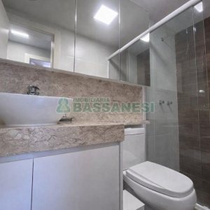 Apto Mobiliado com 111m², 3 dormitórios, 2 vagas, no bairro Cristo Redentor em Caxias do Sul para Alugar