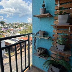 Apartamento com 70m², 2 dormitórios, 1 vaga, no bairro Santa Catarina em Caxias do Sul para Comprar