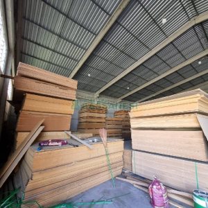 Pavilhão com 576m², no bairro São Luiz em Caxias do Sul para Alugar