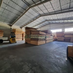 Pavilhão com 576m², no bairro São Luiz em Caxias do Sul para Alugar