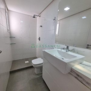 Apto Mobiliado com 84m², 2 dormitórios, 2 vagas, no bairro Panazzolo em Caxias do Sul para Alugar