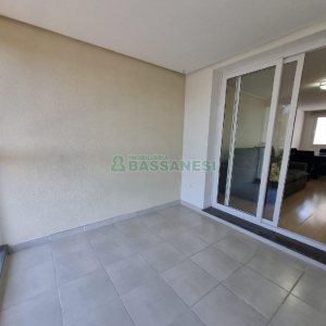 Apto Mobiliado com 84m², 2 dormitórios, 2 vagas, no bairro Panazzolo em Caxias do Sul para Alugar