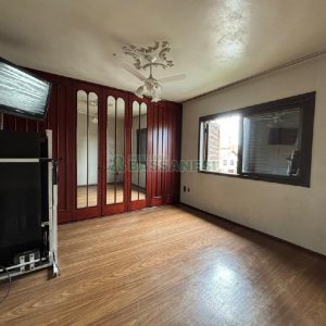 Casa com 120m², 3 dormitórios, 1 vaga, no bairro São José em Caxias do Sul para Alugar