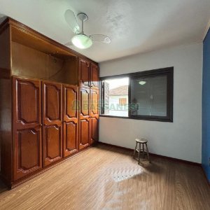 Casa com 120m², 3 dormitórios, 1 vaga, no bairro São José em Caxias do Sul para Alugar