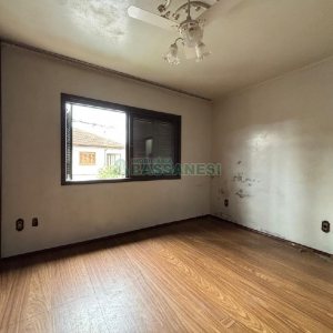 Casa com 120m², 3 dormitórios, 1 vaga, no bairro São José em Caxias do Sul para Alugar