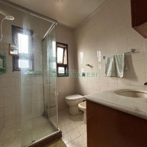 Casa com 120m², 3 dormitórios, 1 vaga, no bairro São José em Caxias do Sul para Alugar