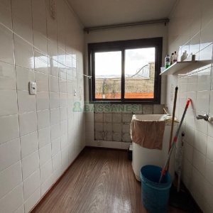 Casa com 120m², 3 dormitórios, 1 vaga, no bairro São José em Caxias do Sul para Alugar