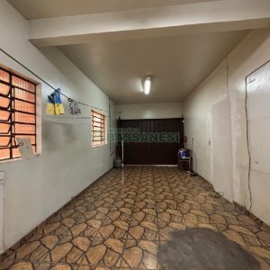 Casa com 120m², 3 dormitórios, 1 vaga, no bairro São José em Caxias do Sul para Alugar