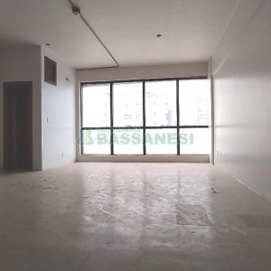 Sala com 516m², no bairro São Pelegrino em Caxias do Sul para Alugar