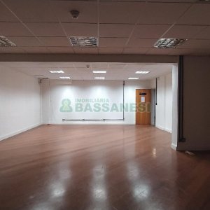 Sala com 516m², no bairro São Pelegrino em Caxias do Sul para Alugar