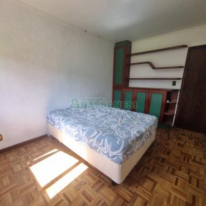 Casa com 230m², 4 dormitórios, 2 vagas, no bairro Colina Sorriso em Caxias do Sul para Alugar