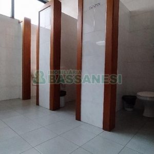 Sala com 516m², no bairro São Pelegrino em Caxias do Sul para Alugar