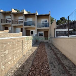 Sobrado com 84m², 2 dormitórios, no bairro Ana Rech em Caxias do Sul para Alugar