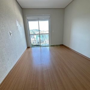 Sobrado com 84m², 2 dormitórios, no bairro Ana Rech em Caxias do Sul para Alugar