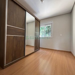 Sobrado com 84m², 2 dormitórios, no bairro Ana Rech em Caxias do Sul para Alugar