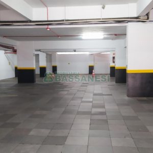 Sala com 399m², no bairro São Pelegrino em Caxias do Sul para Alugar