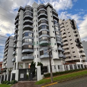 Apto Mobiliado com 115m², 3 dormitórios, 2 vagas, no bairro Jardim América em Caxias do Sul para Alugar