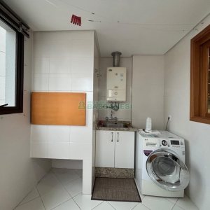 Apto Mobiliado com 115m², 3 dormitórios, 2 vagas, no bairro Jardim América em Caxias do Sul para Alugar