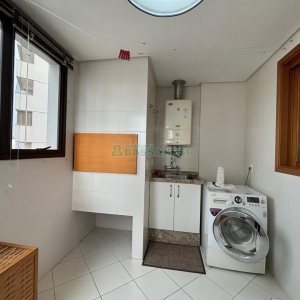 Apto Mobiliado com 115m², 3 dormitórios, 2 vagas, no bairro Jardim América em Caxias do Sul para Alugar