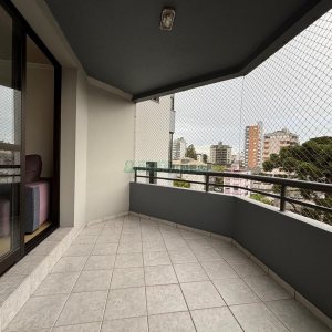 Apto Mobiliado com 115m², 3 dormitórios, 2 vagas, no bairro Jardim América em Caxias do Sul para Alugar