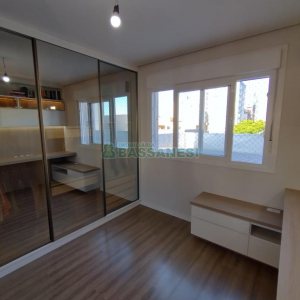 Apartamento com 79m², 2 dormitórios, 1 vaga, no bairro Pio X em Caxias do Sul para Comprar