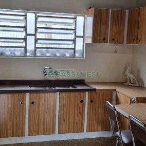 Casa com 130m², 4 dormitórios, 1 vaga, no bairro Jardim Eldorado em Caxias do Sul para Comprar