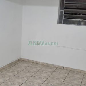 Casa com 130m², 4 dormitórios, 1 vaga, no bairro Jardim Eldorado em Caxias do Sul para Comprar