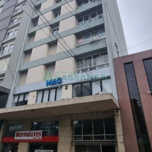 Apartamento com 103m², 3 dormitórios, no bairro Centro em Caxias do Sul para Comprar