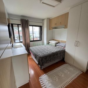Apartamento com 93m², 3 dormitórios, 1 vaga, no bairro Pio X em Caxias do Sul para Comprar