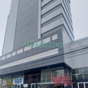 Box com 23m², no bairro Pio X em Caxias do Sul para Comprar