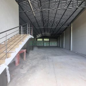 Pavilhão com 425m², no bairro Ana Rech em Caxias do Sul para Alugar