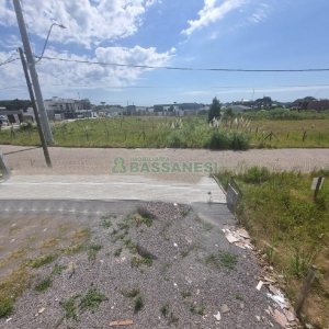 Pavilhão com 425m², no bairro Ana Rech em Caxias do Sul para Alugar