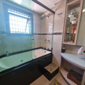 Apartamento com 203m², 3 dormitórios, 3 vagas, no bairro Sagrada Família em Caxias do Sul para Comprar