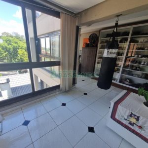 Apartamento com 203m², 3 dormitórios, 3 vagas, no bairro Sagrada Família em Caxias do Sul para Comprar