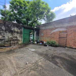 Terreno com 176m², no bairro Cristo Redentor em Caxias do Sul para Comprar