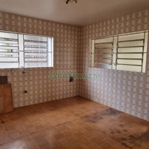 Apartamento com 80m², 3 dormitórios, 1 vaga, no bairro Sagrada Família em Caxias do Sul para Alugar