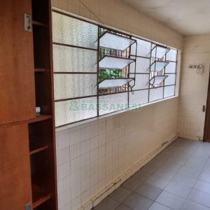 Apartamento com 80m², 3 dormitórios, 1 vaga, no bairro Sagrada Família em Caxias do Sul para Alugar