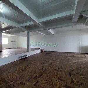 Loja com 100m², 1 vaga, no bairro Rio Branco em Caxias do Sul para Alugar