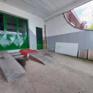 Loja com 100m², 1 vaga, no bairro Rio Branco em Caxias do Sul para Alugar